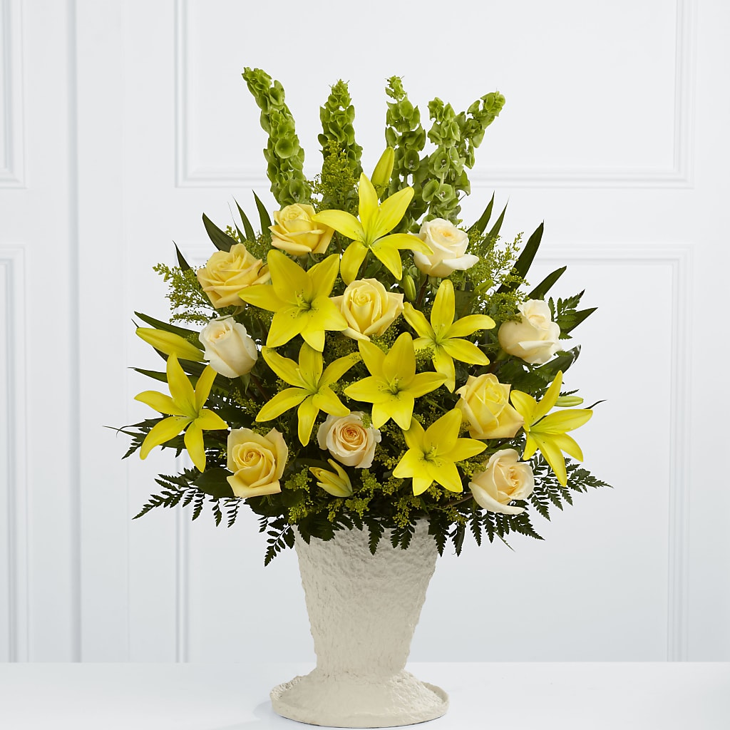 Golden Memories Arrangement – Fred Meyer, Portland OR