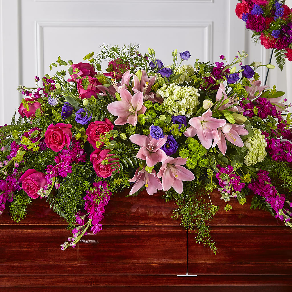 Radiant Tribute Casket Spray – Fred Meyer, Portland OR